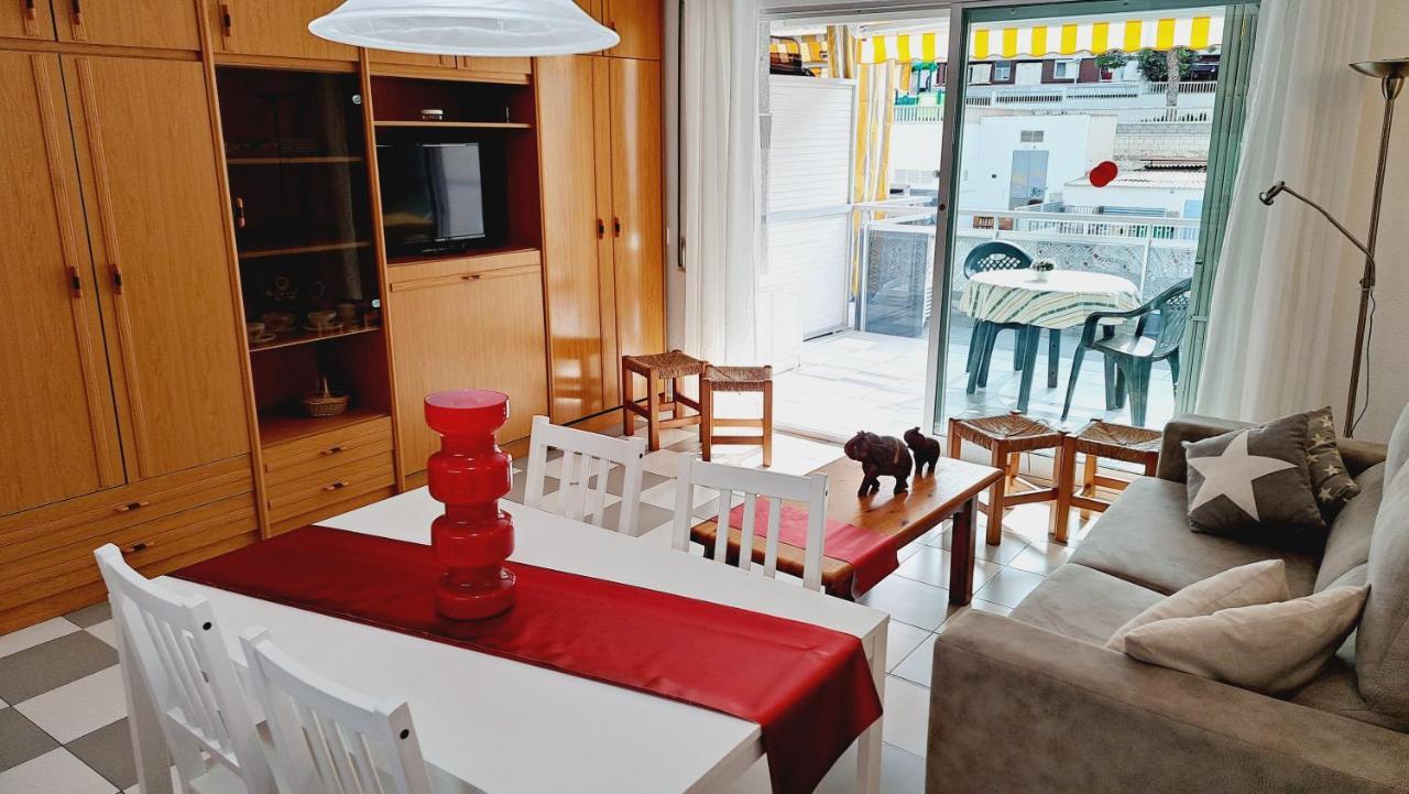 Apartamentos Montblanc Familidays 013 Salou Extérieur photo